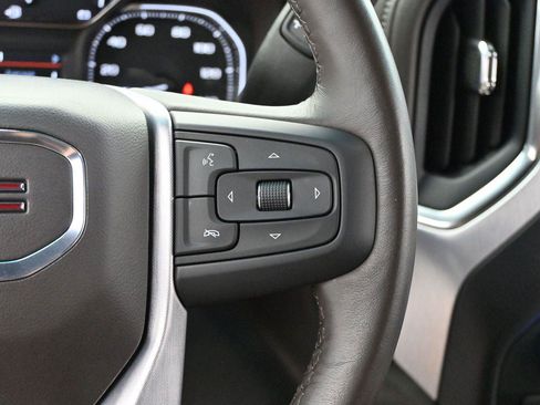 Used 2022 GMC Sierra 1500 SLT AWD/4WD image 16