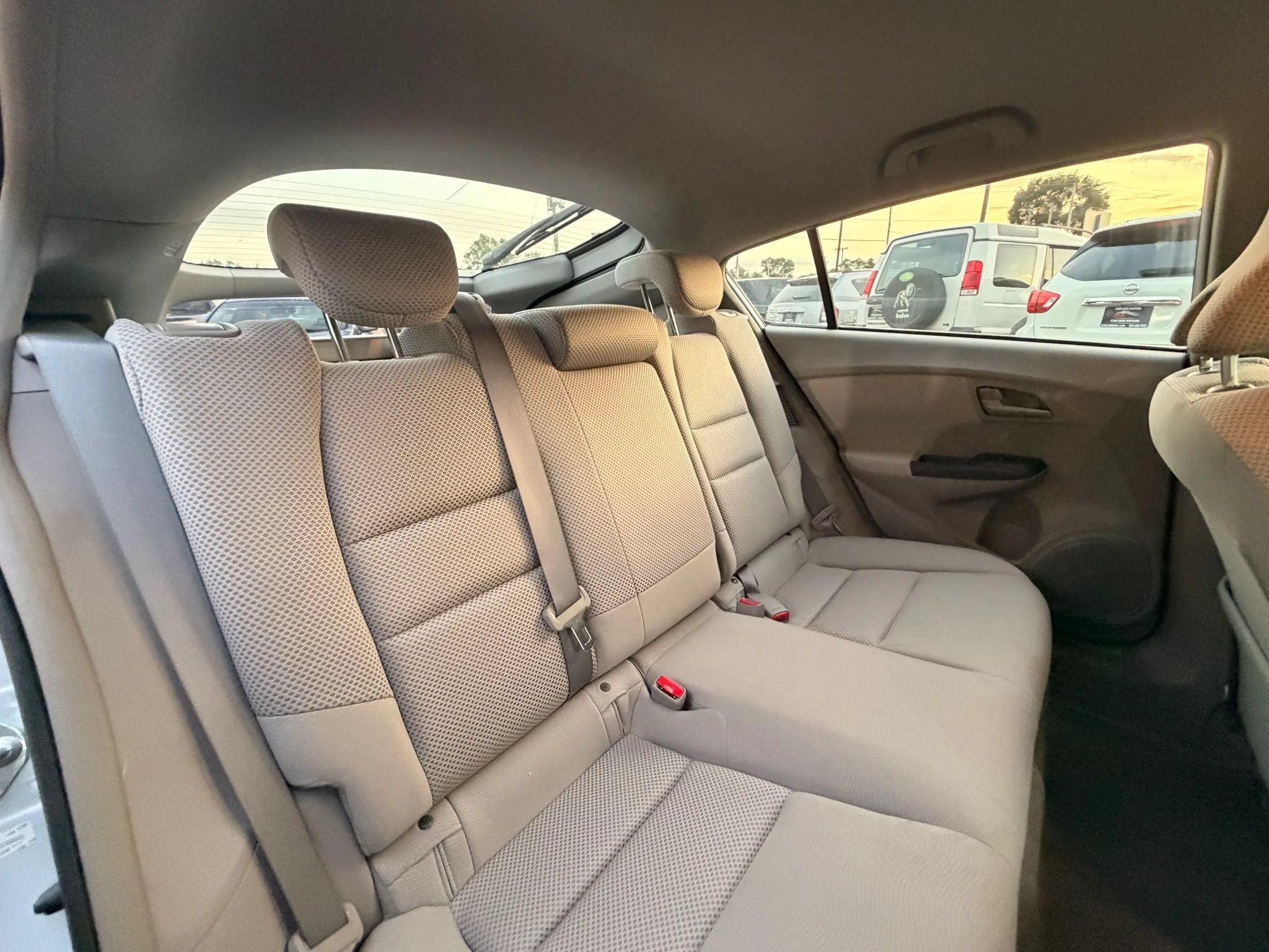 Used 2010 Honda Insight EX image 25