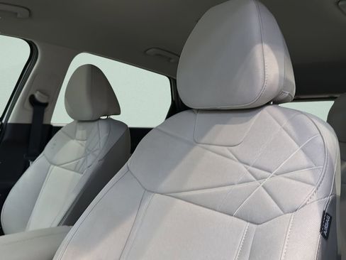 New 2026 Hyundai Tucson SE image 17