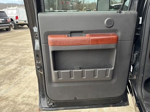 Used 2012 Ford F350 King Ranch w/ King Ranch w/Chrome Pkg image 46