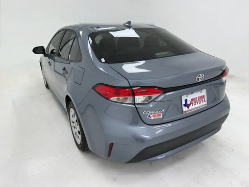 Used 2022 Toyota Corolla LE FWD image 18