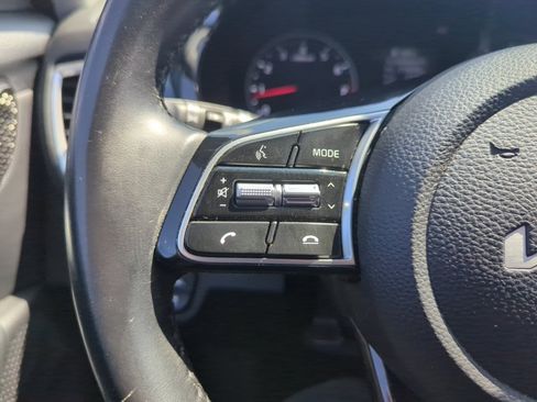 Used 2022 Kia Seltos S AWD/4WD image 29