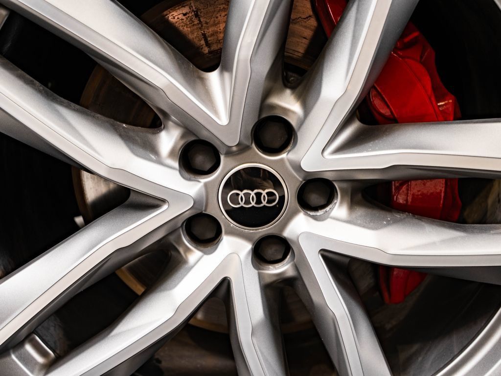 Used 2026 Audi Q7 3.0T Prestige AWD/4WD image 8