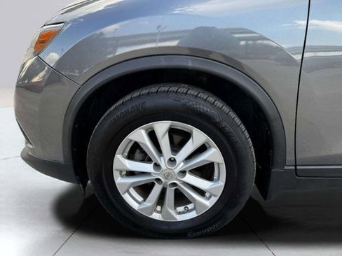 Used 2015 Nissan Rogue SV image 54