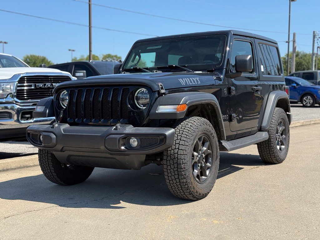 Used 2022 Jeep Wrangler Sport AWD/4WD image 2