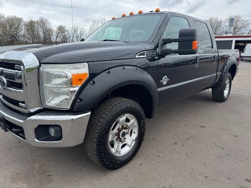 Used 2014 Ford F250 XLT w/ FX4 Off-Road Package AWD/4WD image 9