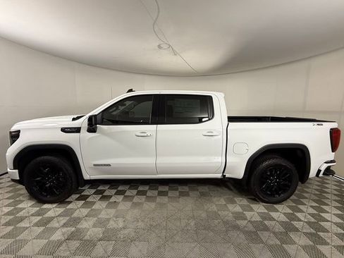 Used 2025 GMC Sierra 1500 Elevation w/ Preferred Package image 2