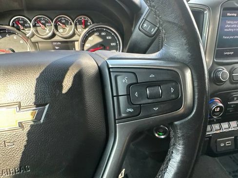 Used 2021 Chevrolet Silverado 1500 LT AWD/4WD image 24