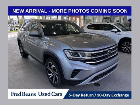 Used 2023 Volkswagen Atlas Cross Sport SEL image 1