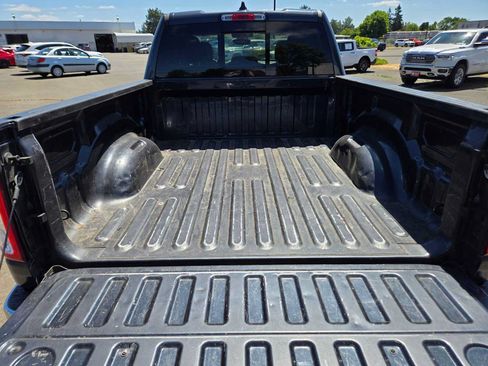 Used 2021 RAM 1500 Big Horn AWD/4WD image 15