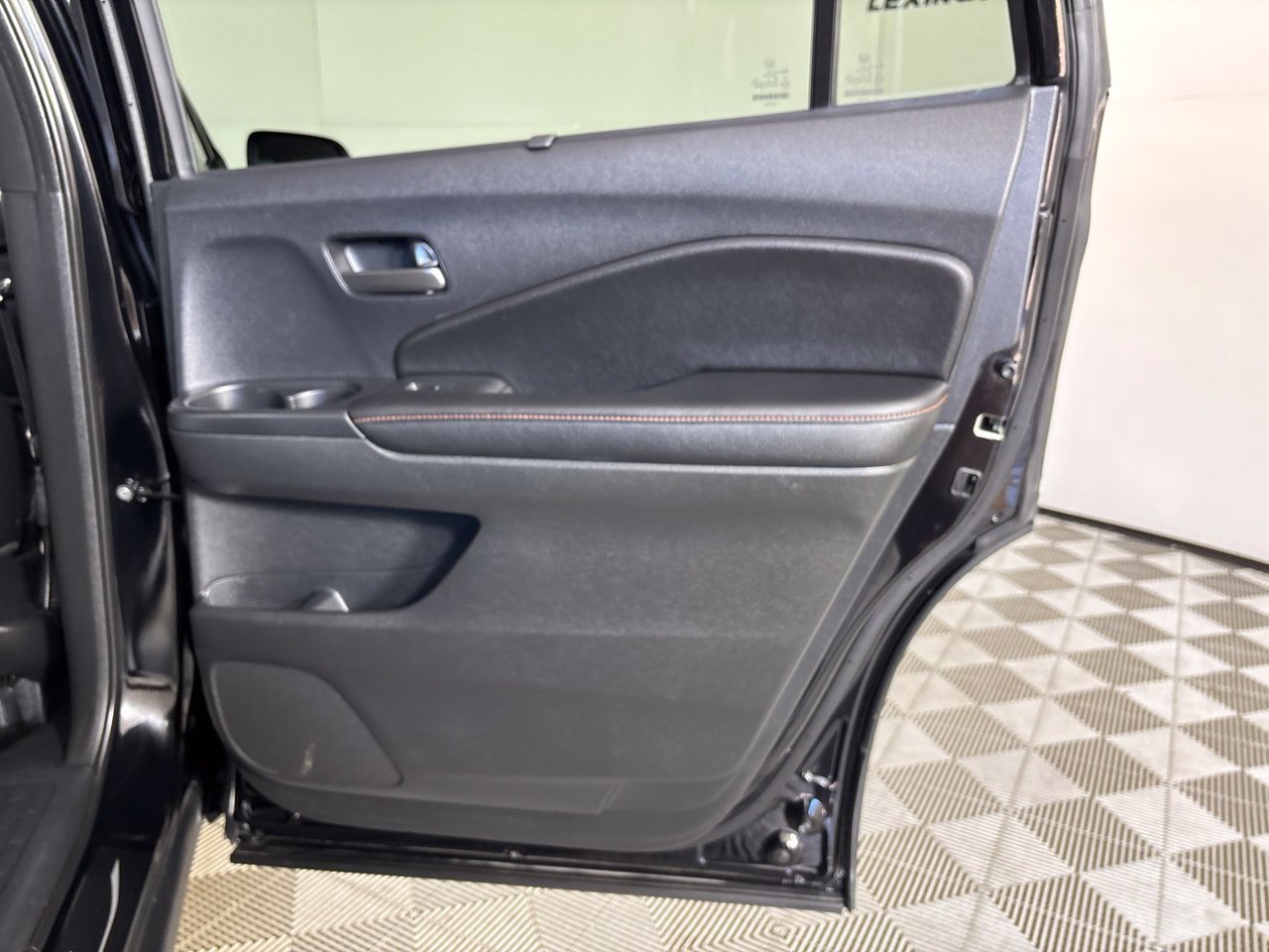 Used 2025 Honda Passport TrailSport image 29