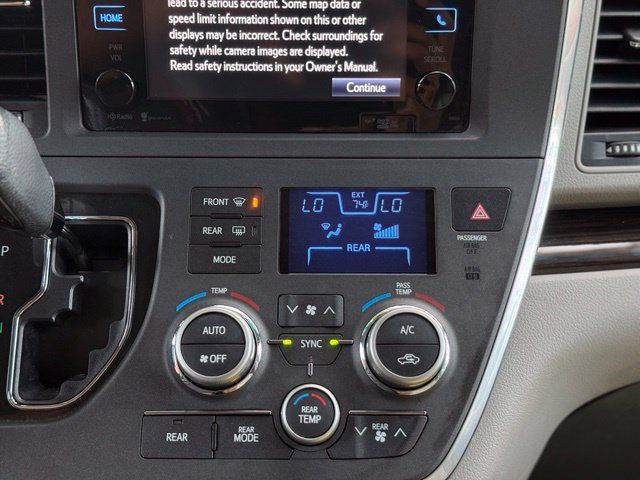 Used 2015 Toyota Sienna XLE w/ XLE Navigation Package FWD image 31