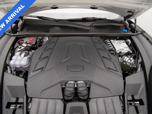 Used 2025 Porsche Cayenne S AWD/4WD image 42