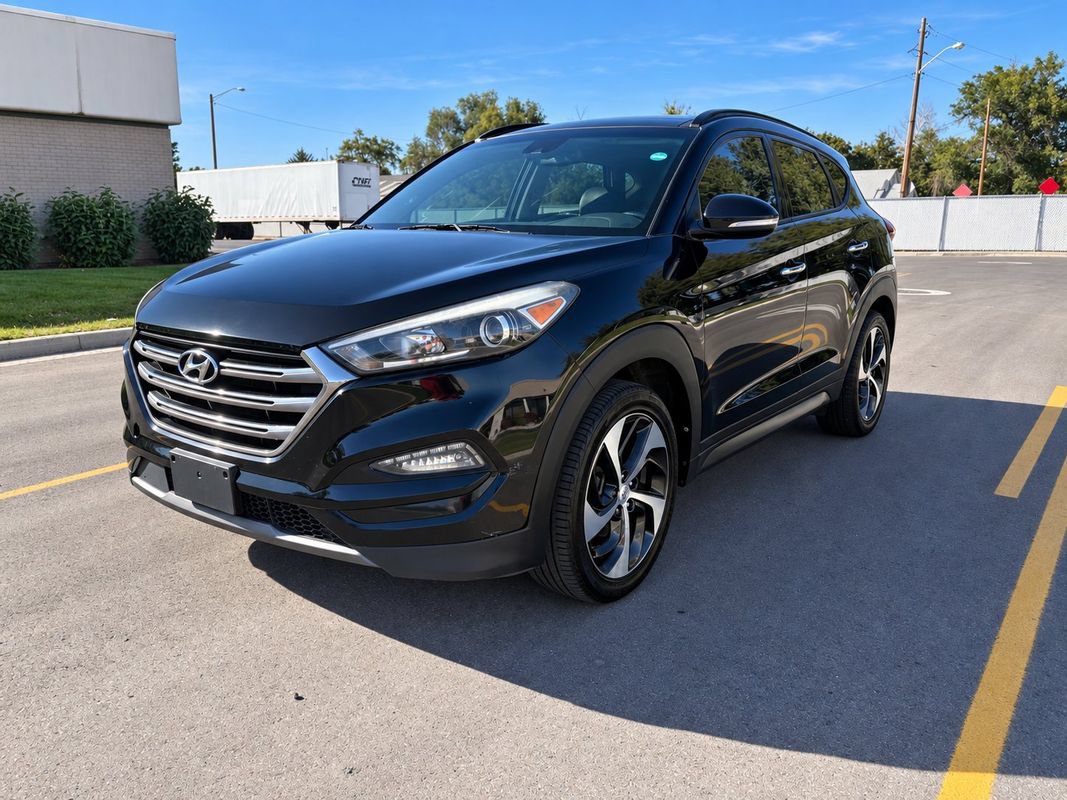 Used 2016 Hyundai Tucson Limited w/ Option Group 03 AWD/4WD image 1