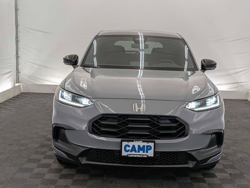 Used 2025 Honda HR-V Sport image 9