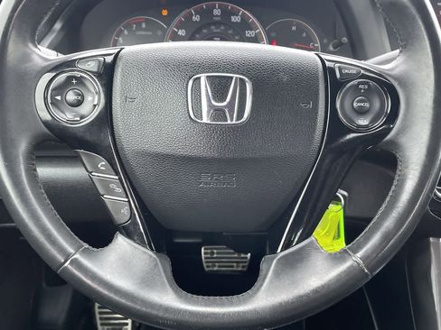 Used 2016 Honda Accord Sport image 10
