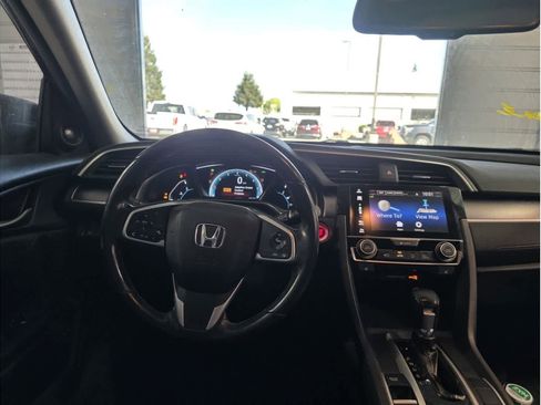 Used 2016 Honda Civic Touring image 14