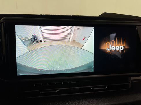 Used 2024 Jeep Wrangler Sport S image 22