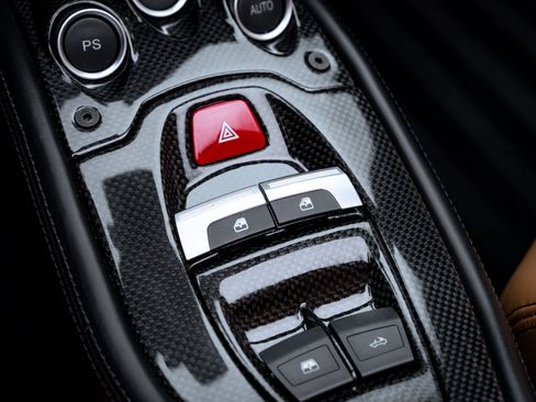 Used 2014 Ferrari 458 Spider RWD image 48