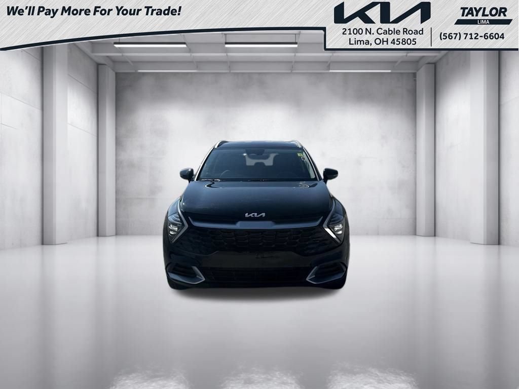 Used 2025 Kia Sportage EX AWD/4WD image 4