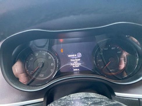 Used 2021 Dodge Charger SXT w/ Blacktop Package image 26