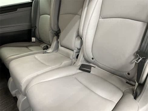 Certified 2024 Honda Odyssey EX-L image 11
