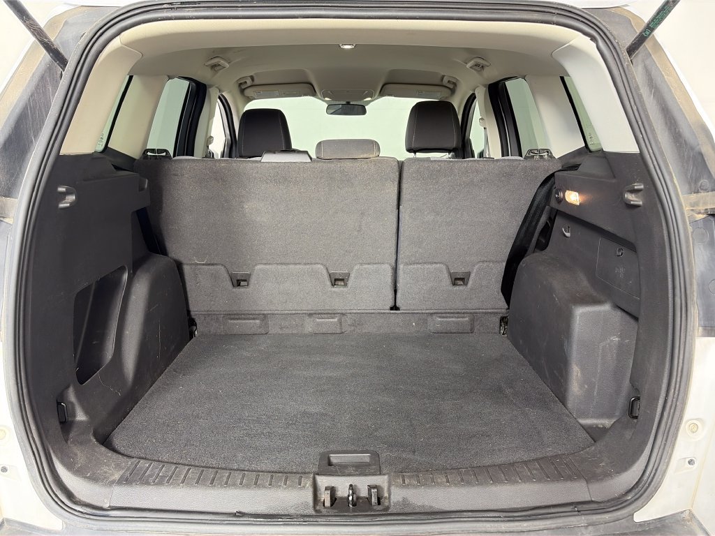 Used 2017 Ford Escape SE AWD/4WD image 25