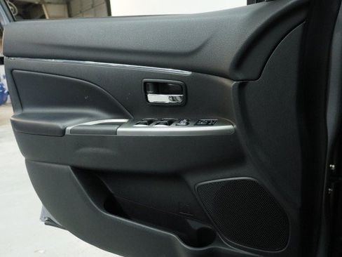 Used 2022 Mitsubishi Outlander Sport SE FWD image 19