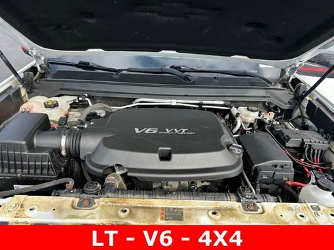 Used 2021 Chevrolet Colorado LT w/ Redline Special Edition image 11