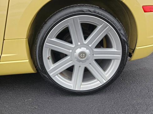 Used 2005 Chrysler Crossfire Limited image 39