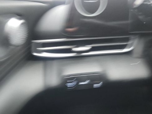 Used 2023 Hyundai Elantra SEL w/ Convenience Package image 20