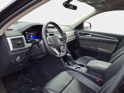 Used 2022 Volkswagen Atlas SE image 8