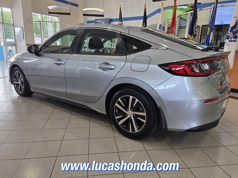 Used 2023 Honda Civic LX image 6