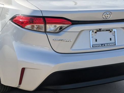 Used 2024 Toyota Corolla LE FWD image 8