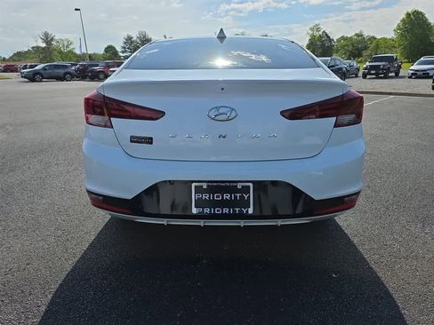 Used 2020 Hyundai Elantra SEL FWD image 12