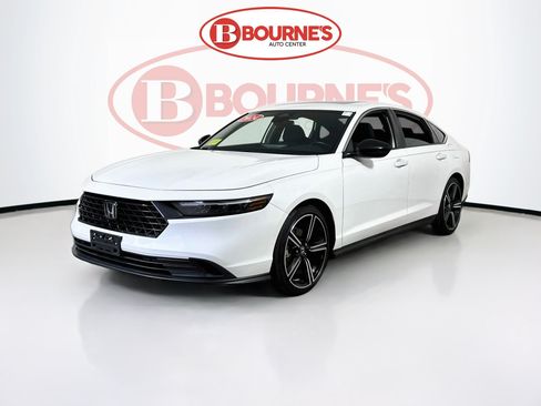 Used 2024 Honda Accord Sport image 5