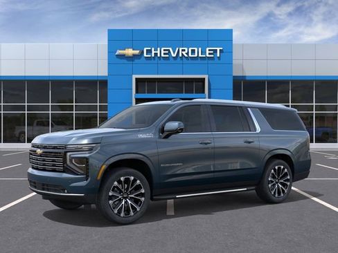 New 2026 Chevrolet Suburban High Country AWD/4WD image 2