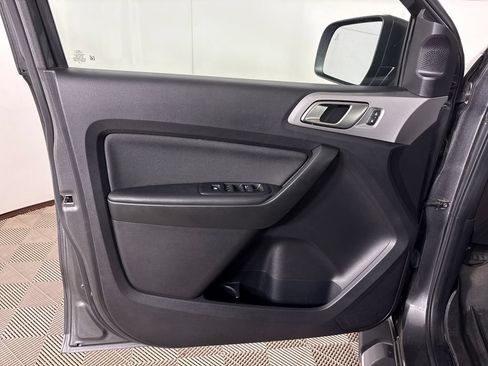 Used 2019 Ford Ranger XLT w/ Equipment Group 302A Luxury AWD/4WD image 16