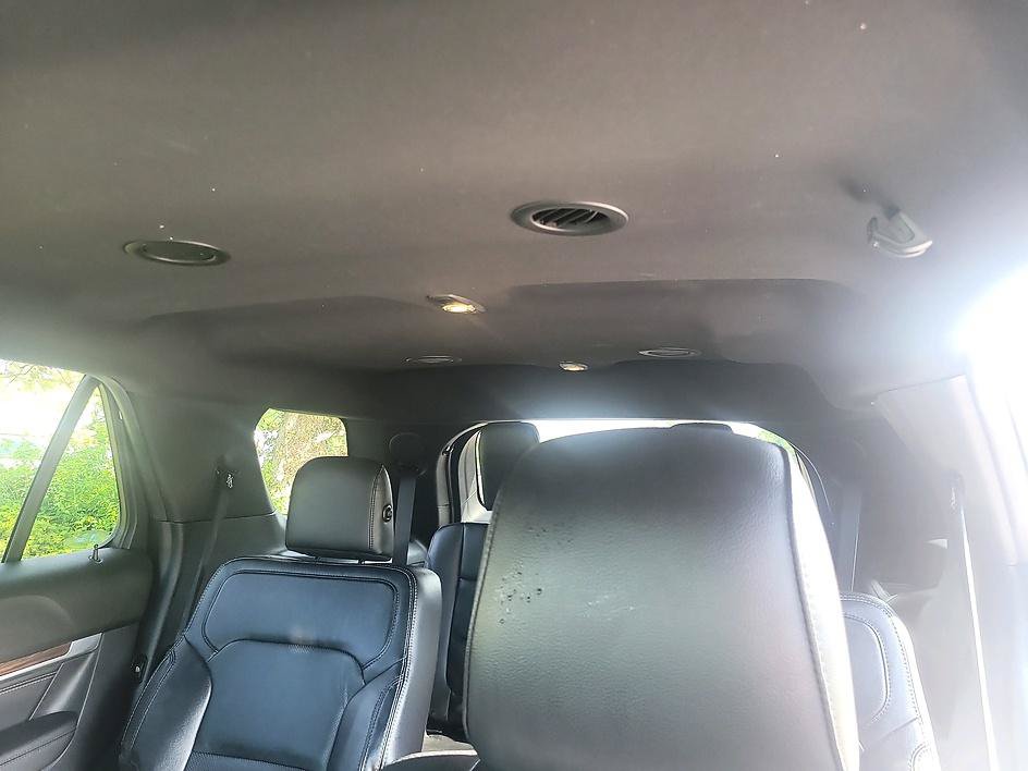 Used 2019 Ford Explorer Limited w/ Equipment Group 301A AWD/4WD image 38
