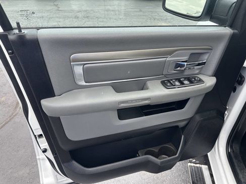 Used 2016 RAM 1500 Big Horn RWD image 16