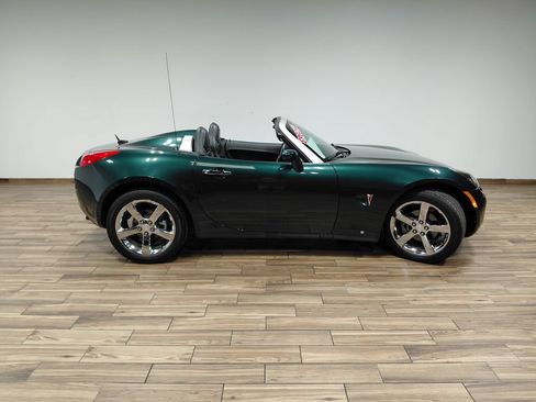 Used 2007 Pontiac Solstice Convertible w/ Premium Package RWD image 21