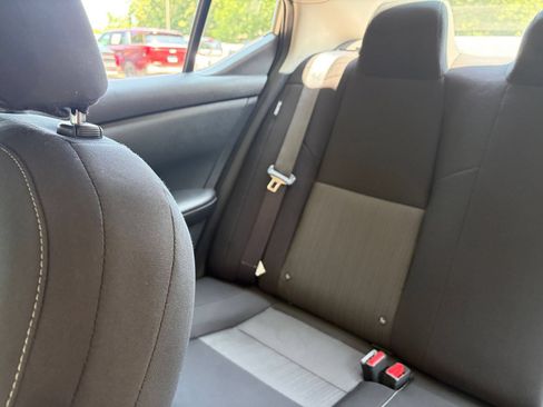 Used 2025 Nissan Sentra SV FWD image 37