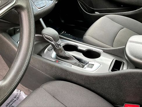 Used 2025 Chevrolet Malibu LT image 15