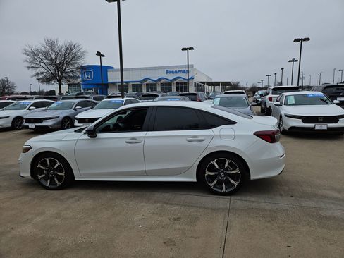 Certified 2025 Honda Civic Sport Touring image 8