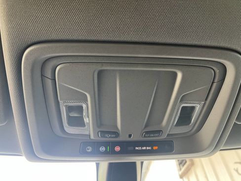 Used 2020 Chevrolet Silverado 1500 LT w/ All-Star Edition image 41