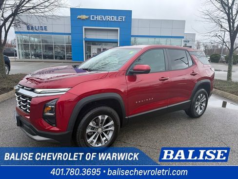 Used 2025 Chevrolet Equinox LT image 1