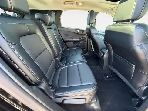 Used 2025 Ford Escape Platinum AWD/4WD image 23