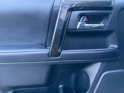 Used 2024 Toyota 4Runner TRD Off-Road image 12