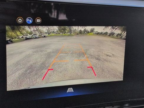 Used 2026 Chevrolet Equinox LT FWD image 19