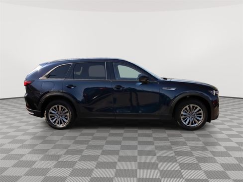 Used 2024 MAZDA CX-90 Plug-In Hybrid w/ Preferred AWD/4WD image 23